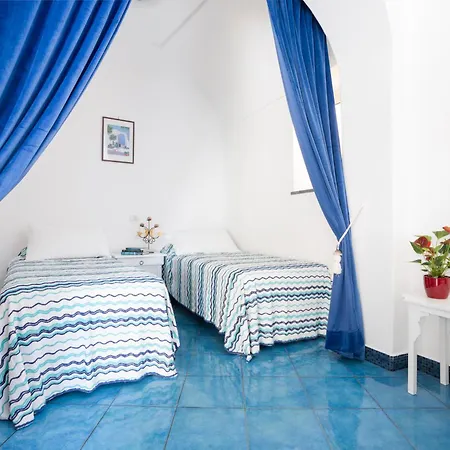 Yourhome - La Vedetta Sea View *